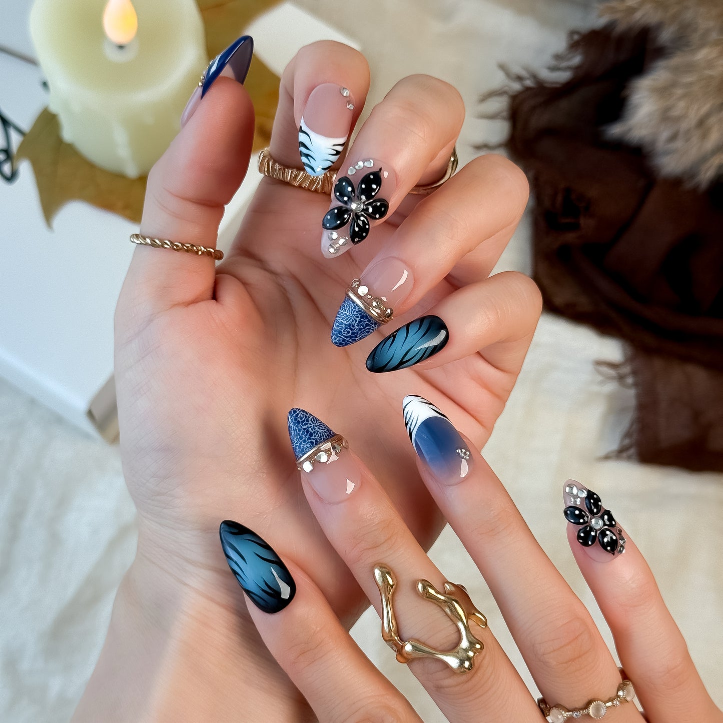 Sapphire Crown