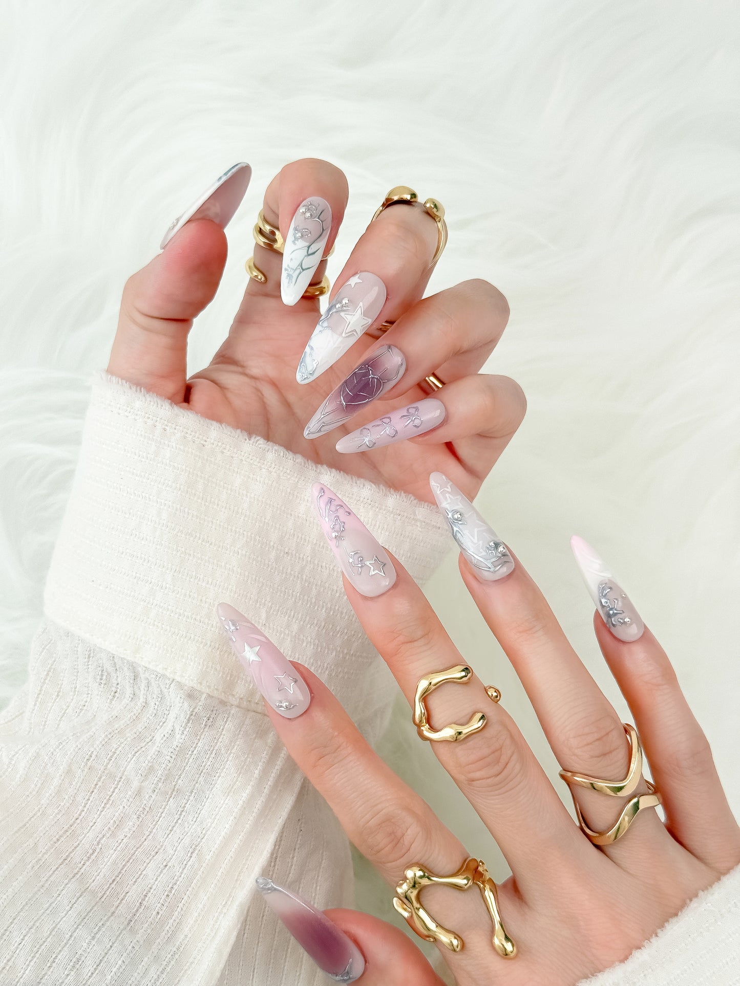 Glossy Aura - NailVesta press-on nails image 2