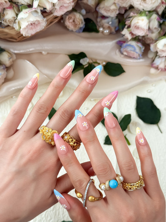 Meadow Daisy - NailVesta press-on nails image 1