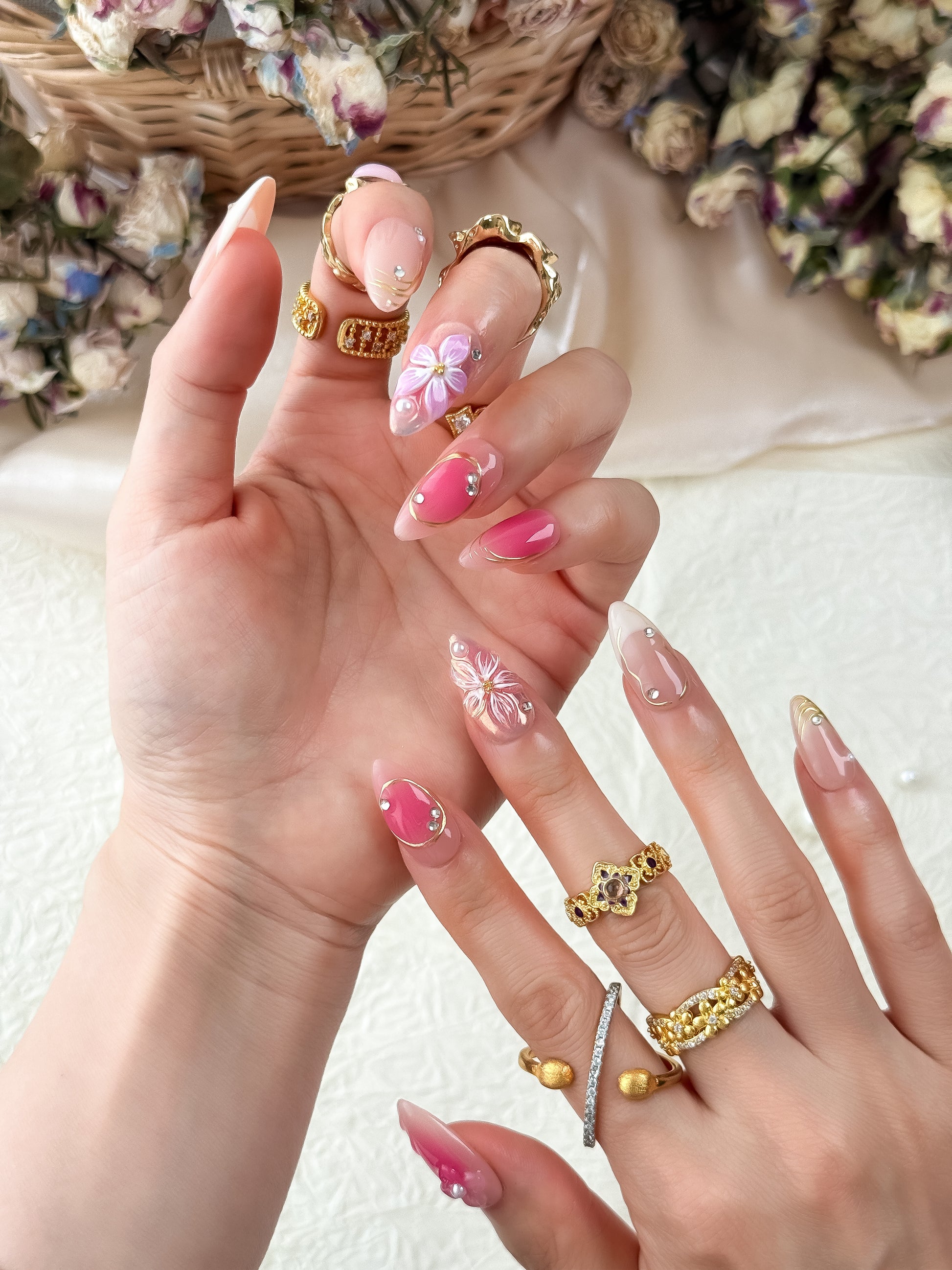 Pinky Promise - NailVesta press-on nails image 1